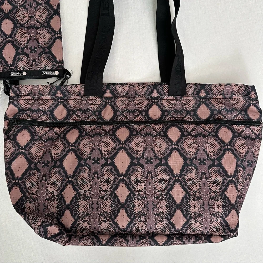 Lesportsac carlin diaper